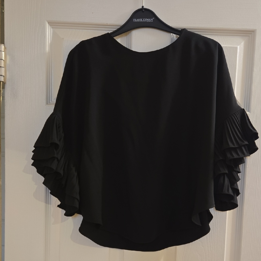 Woman's GRACIA Top